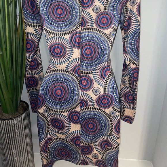 Geometrical Pattern Dress - Picture 3 of 5